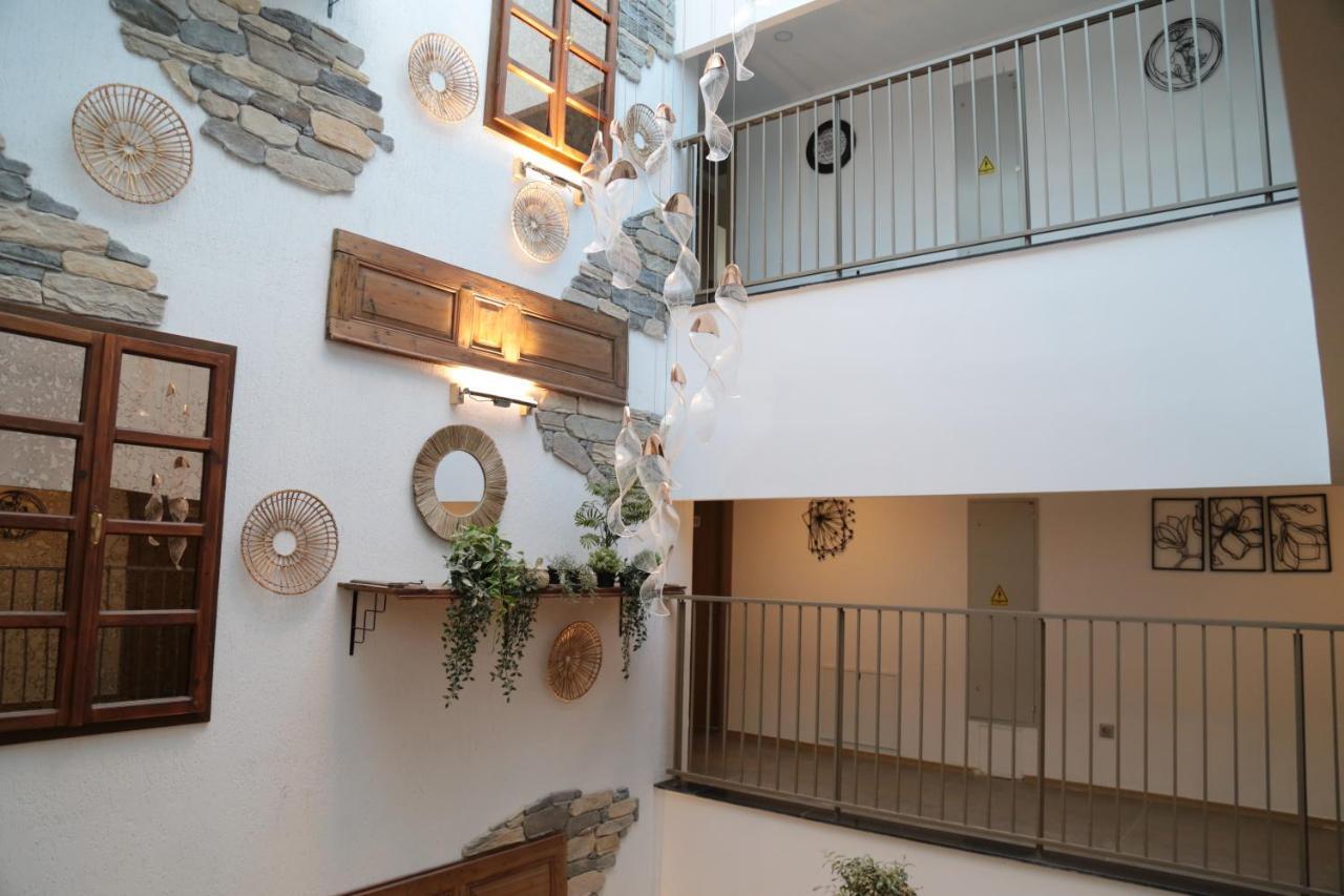 Guelluek Uno Elegance Otel Luaran gambar
