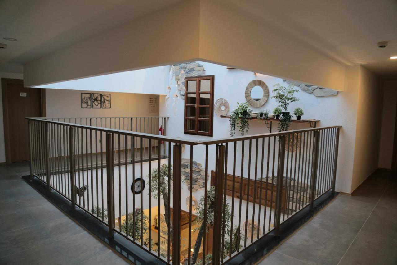 Guelluek Uno Elegance Otel Luaran gambar