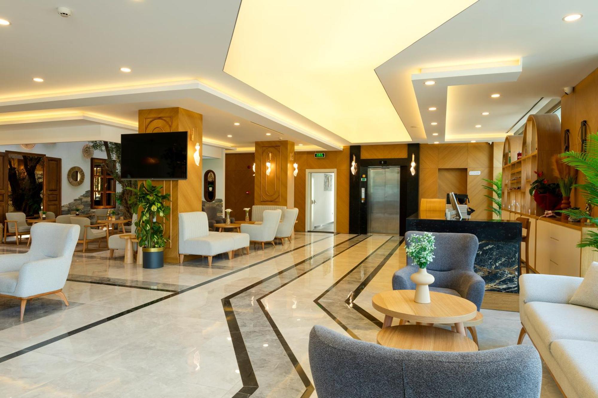 Guelluek Uno Elegance Otel Luaran gambar