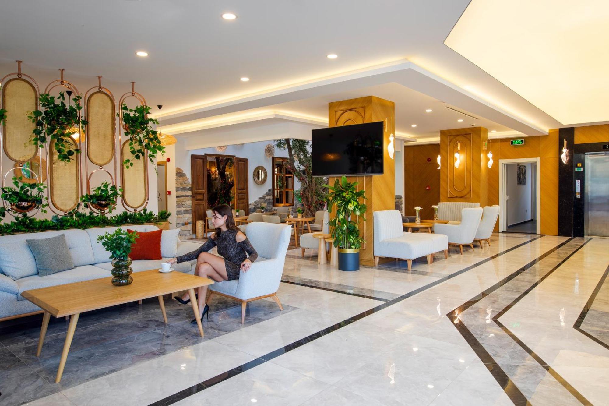 Guelluek Uno Elegance Otel Luaran gambar