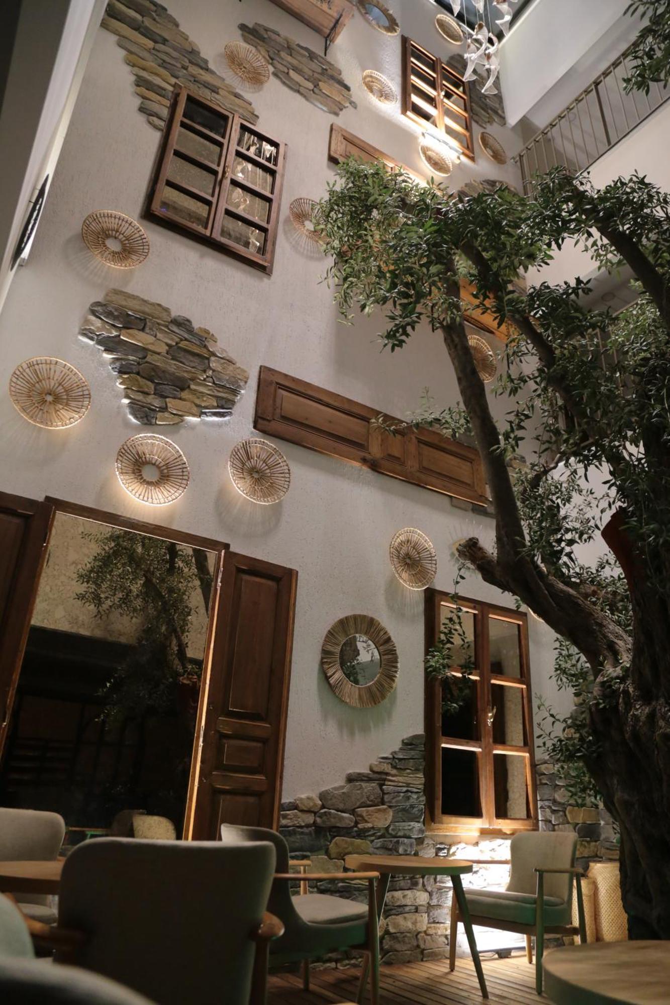 Guelluek Uno Elegance Otel Luaran gambar