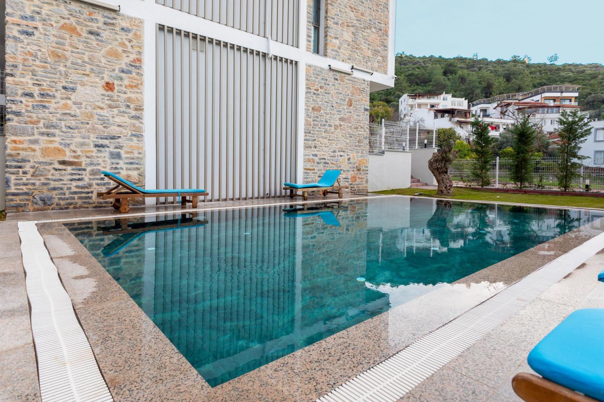 Guelluek Uno Elegance Otel Luaran gambar