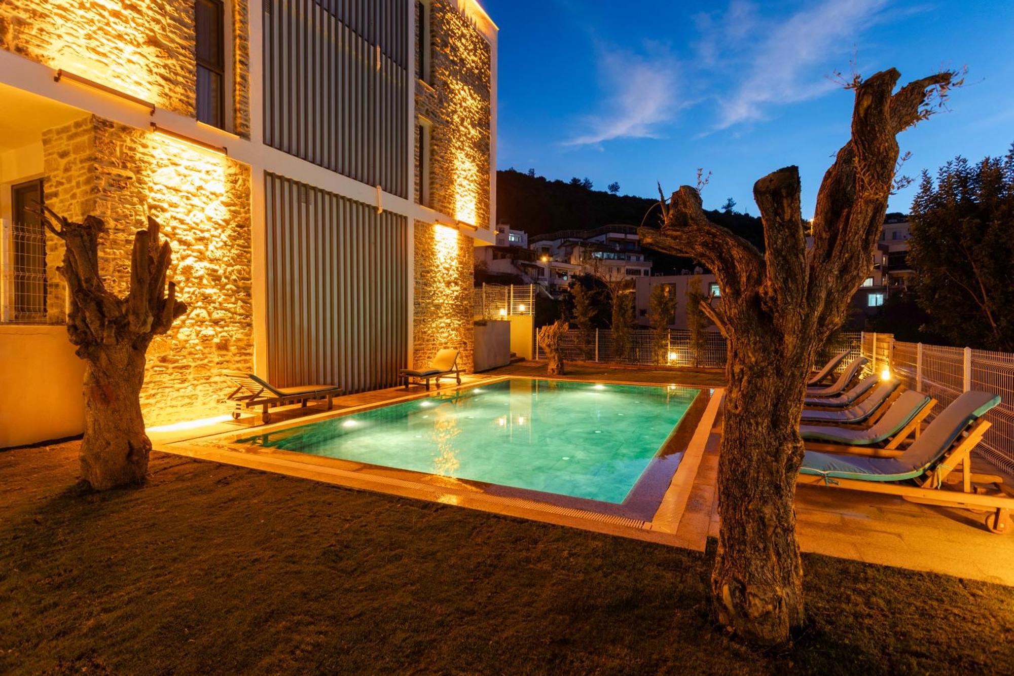 Guelluek Uno Elegance Otel Luaran gambar