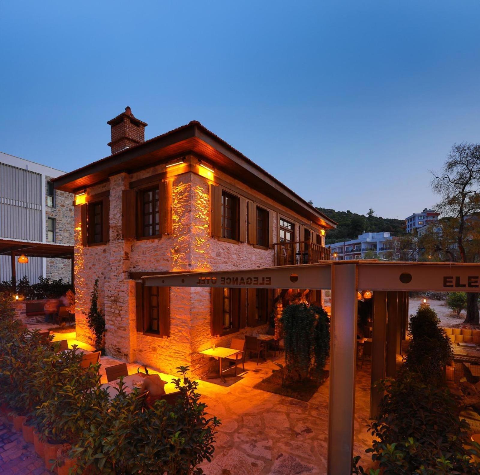 Guelluek Uno Elegance Otel Luaran gambar
