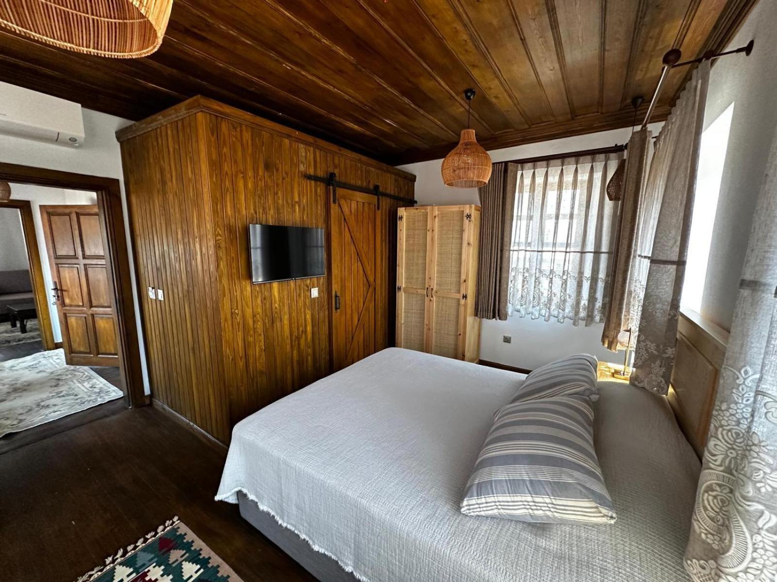 Guelluek Uno Elegance Otel Luaran gambar