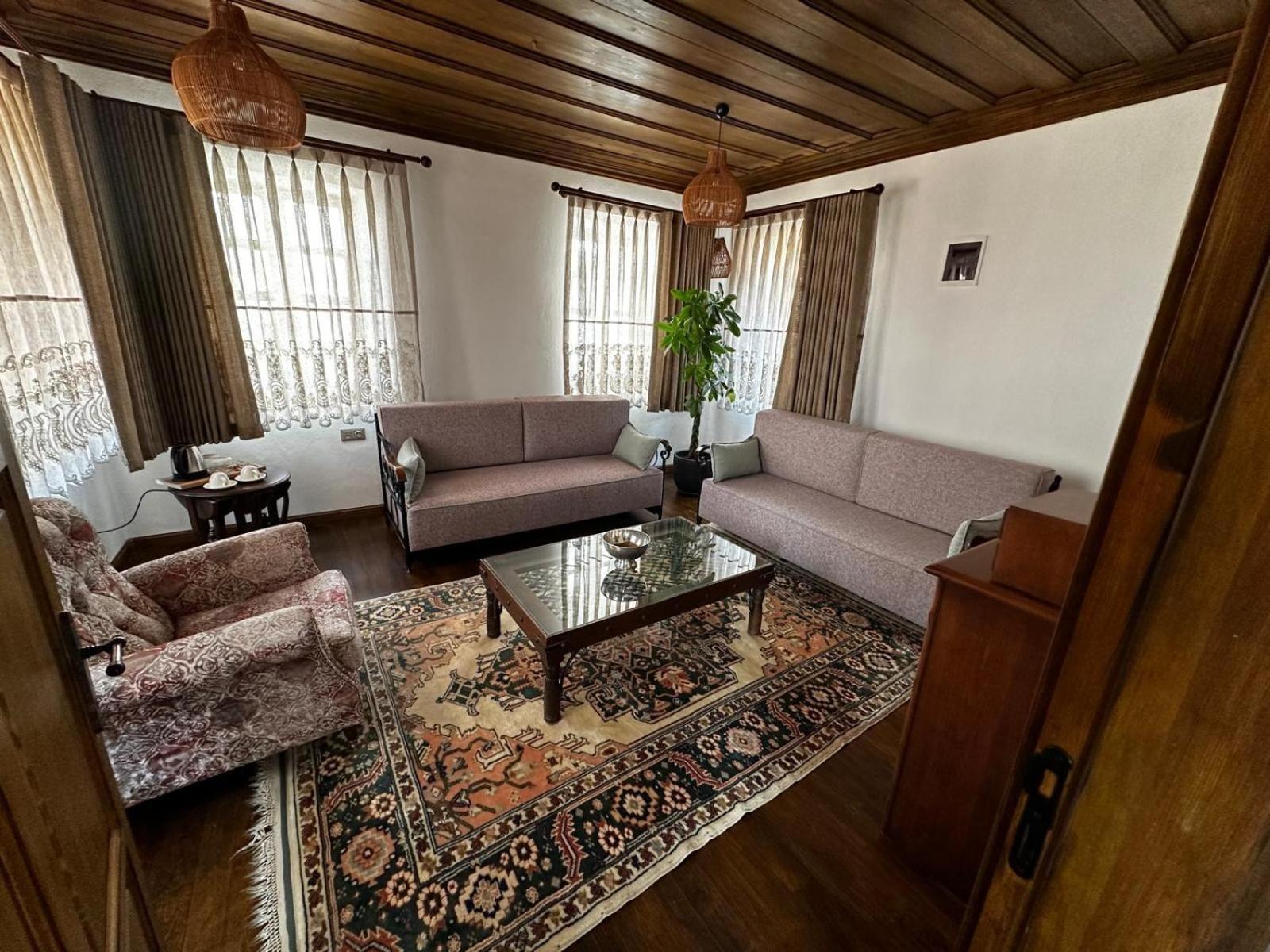 Guelluek Uno Elegance Otel Luaran gambar